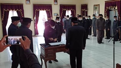 Bupati Pangandaran Melantik 8 Pejabat Eselon II