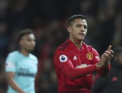 Barcelona Ingin Datangkan Kembali Alexis Sanchez, Ini Tanggapan Xavi Hernandez