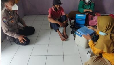 Gencar Vaksinasi Covid-19 di Lakbok, Petugas Lakukan Door to Door