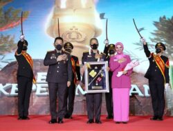 Dihadapan Wisudawan Pati, Kapolri Bertekad Wujudkan Polri yang Makin Dicintai Masyarakat