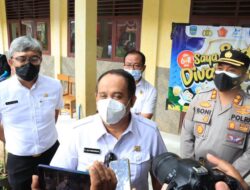 Bupati Pangandaran Bersama kapolres Ciamis Tinjau vaksinasi Anak Usia 6-11 Tahun