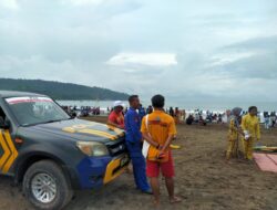 Satuan Polairud Lakukan Patroli Pengamanan Pantai Pangandaran