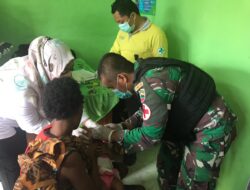 Satgas Yonif 126/KC Bantu Layanan Posyandu di Perbatasan