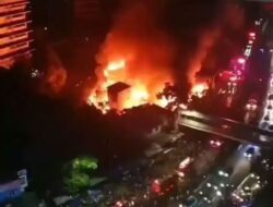Pasar Gembrong Jakarta Timur Terbakar