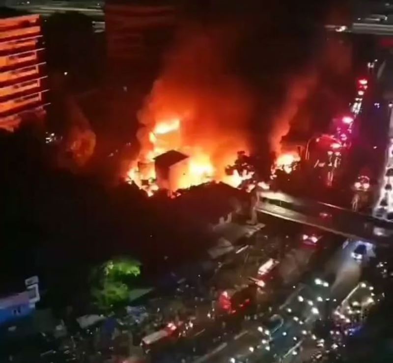 Pasar Gembrong Jakarta Timur Terbakar