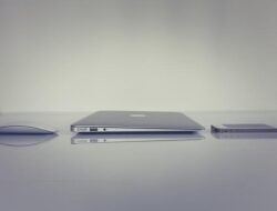 Keunggulan Notebook Dibanding Laptop dan PC
