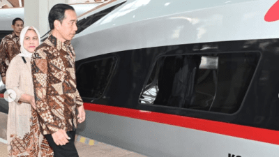 Presiden Jokowi Resmikan WHOOSH, Kereta Cepat Pertama di Indonesia dan Asia Tenggara