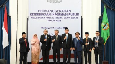 Pj Gubernur Jawa Barat Bey Machmudin, Menegaskan Pentingnya Keterbukaan Informasi