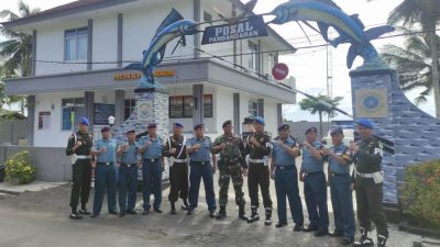 Meningkatkan Sinergitas Menjelang Pemilu 2024: Kunjungan Polisi Militer ke Pos TNI Angkatan Laut Pangandaran