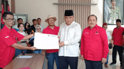 Ling Ling Nugraha Senjaya Mendaftar Calon Bupati dan Wakil Bupati Pangandaran Melalui PDI Perjuangan