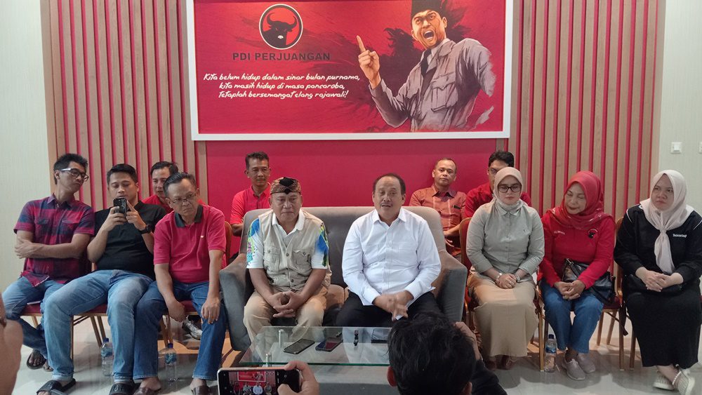 PDIP Pangandaran Umumkan Hasil Sidang Perdana Mahkamah Konstitusi, Gugatan Dicabut