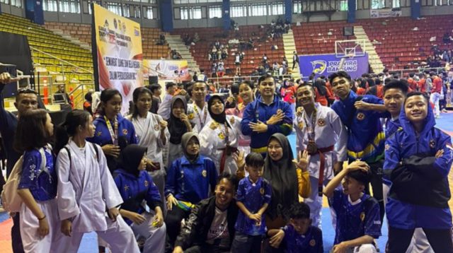 Taruna Politeknik KP Pangandaran Sabet Medali di Kejurnas Karate BKC 2025 Bandung