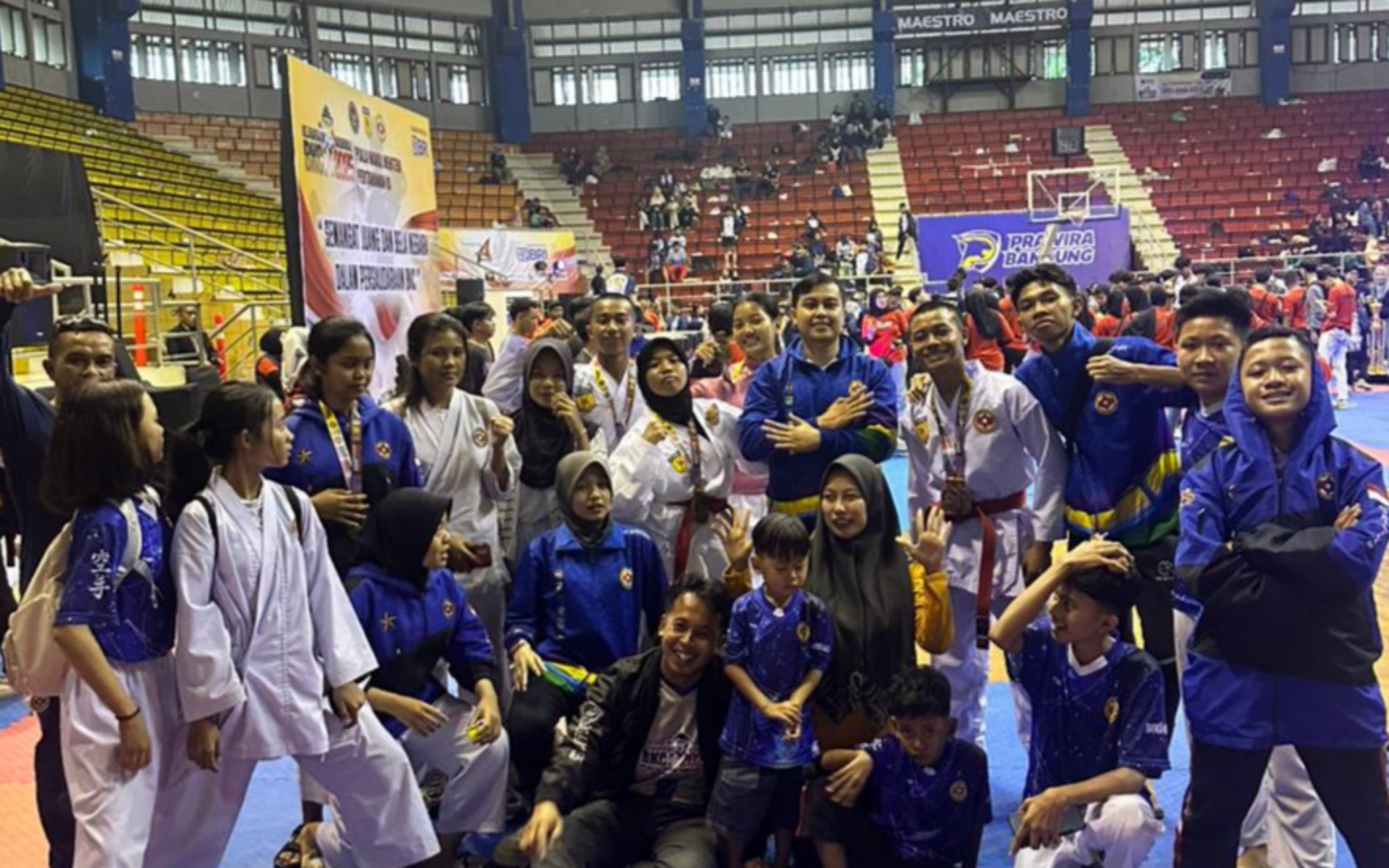 Taruna Politeknik KP Pangandaran Sabet Medali di Kejurnas Karate BKC 2025 Bandung