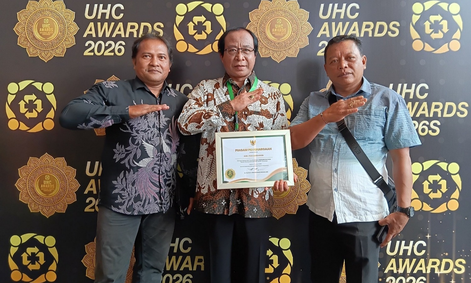 Ratusan Kepala Daerah Terima Penghargaan di UHC Awards 2026, Salah Satunya dari Pangandaran