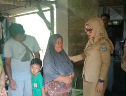 Bupati Citra Pitriyami Tinjau Rumah Warga di Desa Babakan, Dapat Bantuan Rutilahu
