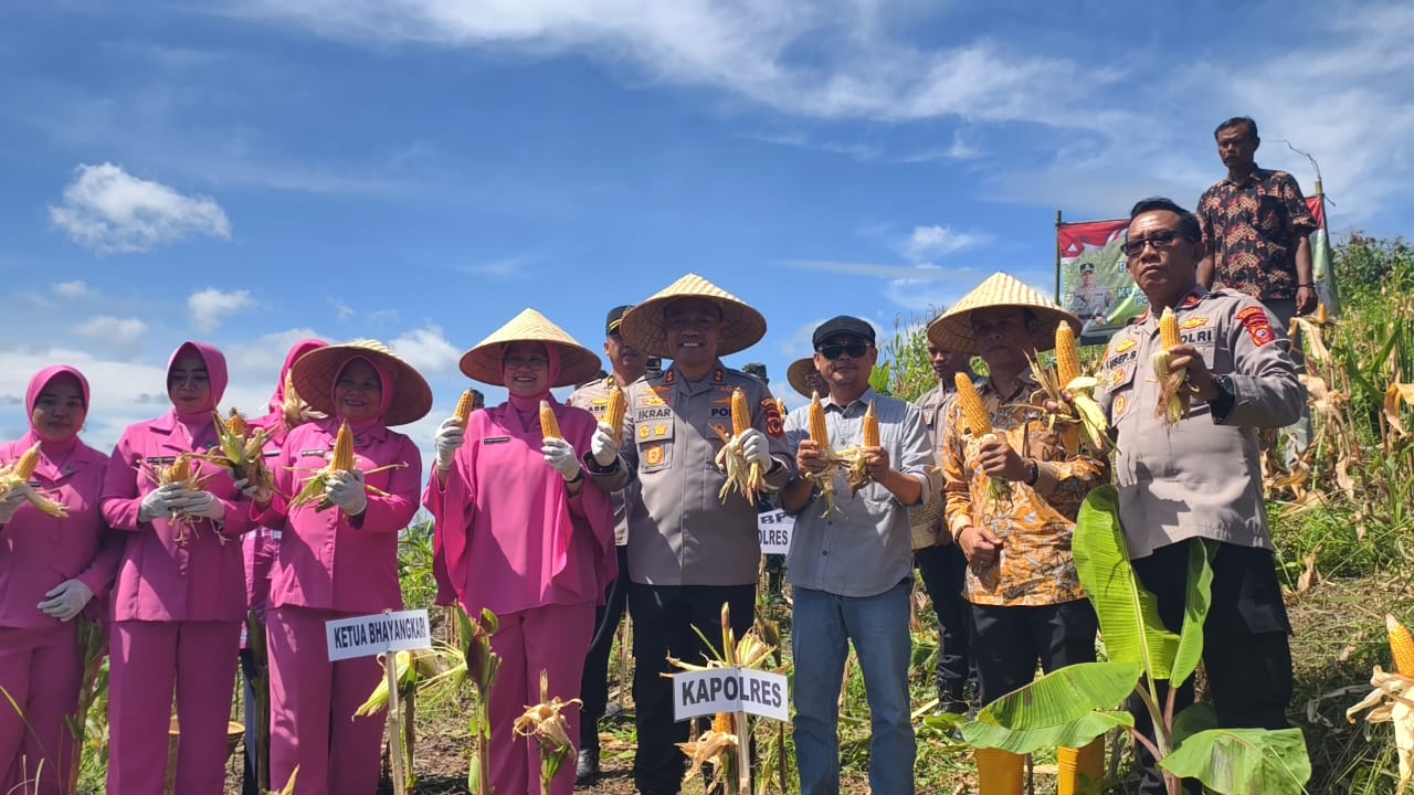 Polres Pangandaran Dukung Lomba Ketahanan Pangan Polda Jabar Sambut Hari Bhayangkara ke-80