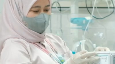 Menyambung Harapan di Ruang Perinatologi: Surat Haru Orang Tua Bayi Kembar untuk Perawat RSUD Pandega