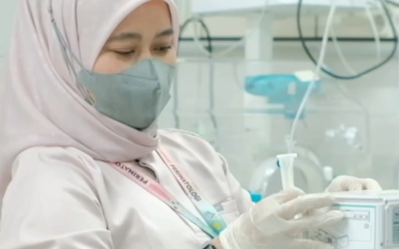 Menyambung Harapan di Ruang Perinatologi: Surat Haru Orang Tua Bayi Kembar untuk Perawat RSUD Pandega